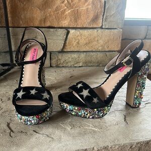 Vintage Betsey Johnson Chunky heel